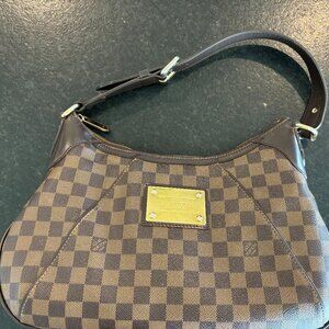 Louis Vuitton Thames GM Damier Ebene Shoulder Bag